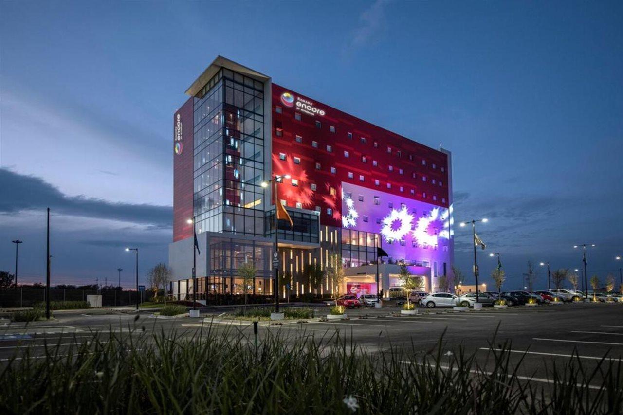 Ramada Encore By Wyndham Puebla Exterior foto