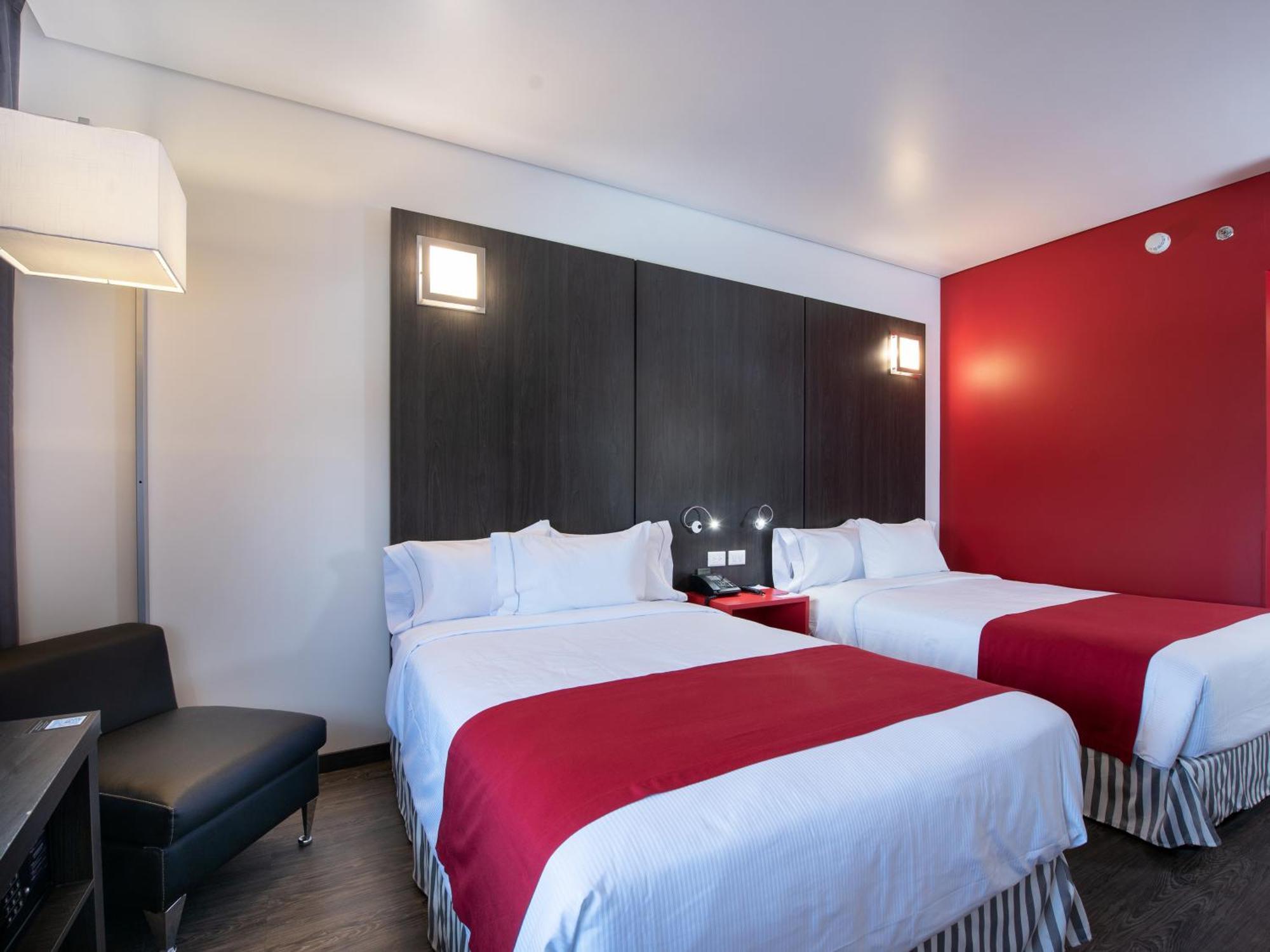 Ramada Encore By Wyndham Puebla Exterior foto