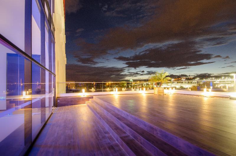 Ramada Encore By Wyndham Puebla Exterior foto